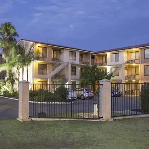 Burswood 3*, Perth Australia
