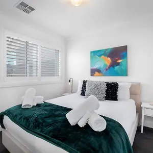 Brisbane Terrace - 3 Bedroom Inner - Free Parking , Hobart Australia